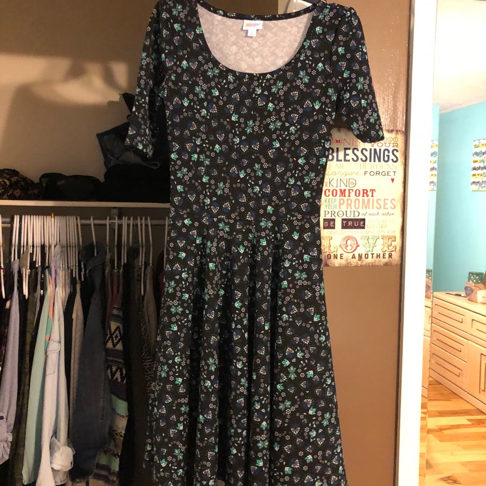 Lularoe Nicole dress